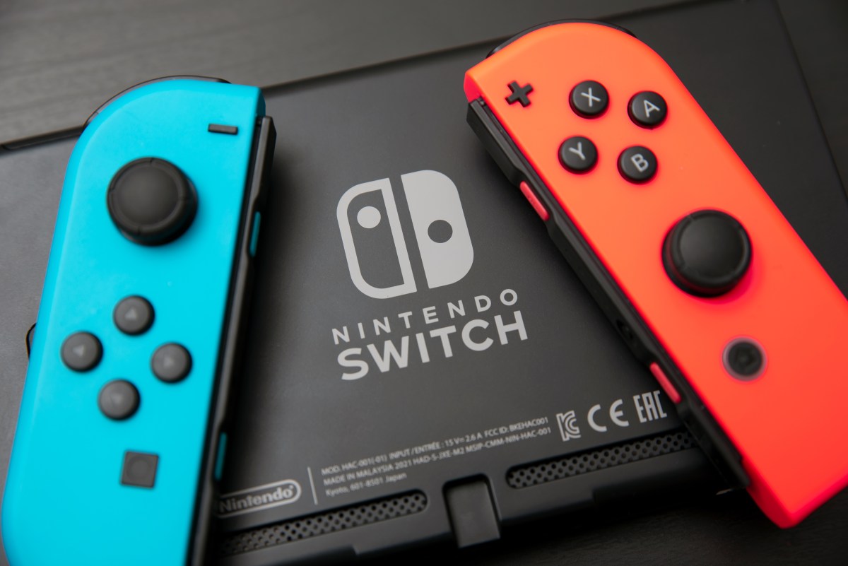 Nintendo Switch Konsole und JoyCons