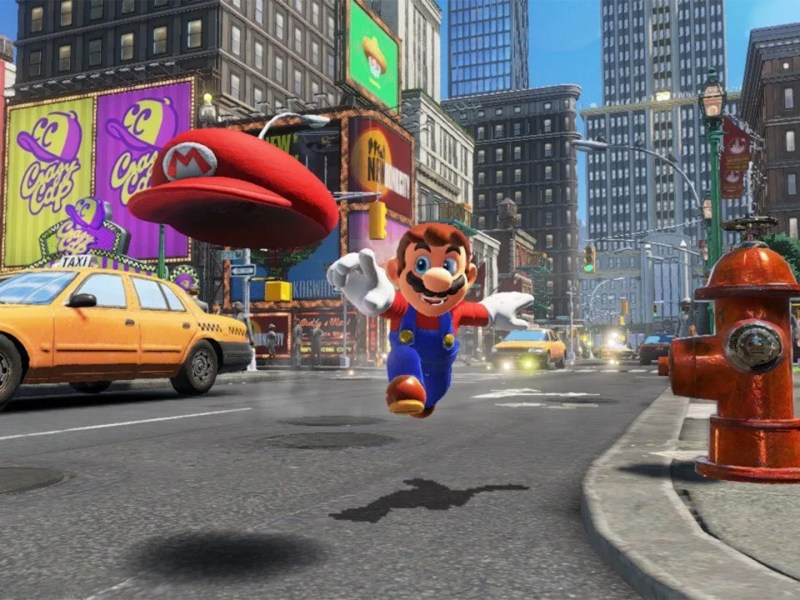 Mario wirft im Spiel Super Mario Odyssey seine Mütze